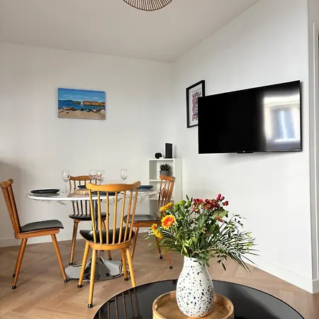 아파트 L'ecrin Setois - T2 Climatise - Centre - Terrasse